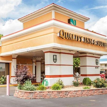 Quality Inn & Suites Kansas City - Independence I-70 East Exterior foto